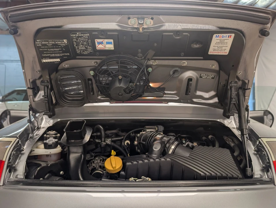 2001 Porsche 996 Carrera - Image 24 of 31