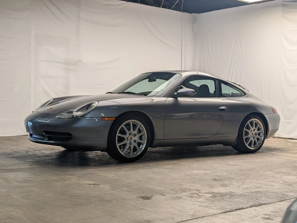 2001 Porsche 996 Carrera - Image 3 of 31
