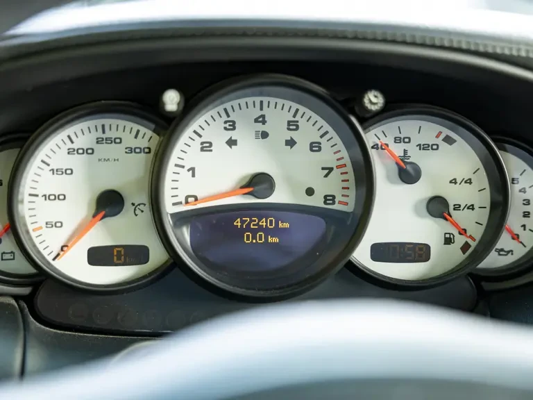 2001 Porsche 996 GT2 - Image 14 of 31
