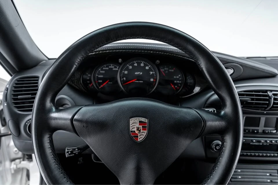 2001 Porsche 996 GT3 - Image 9 of 19