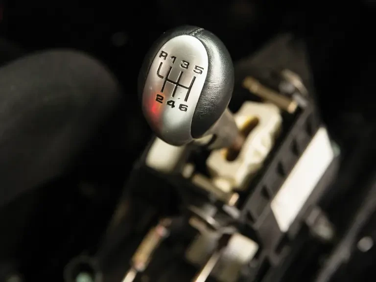 2001 Porsche 996 GT3 - Image 16 of 31