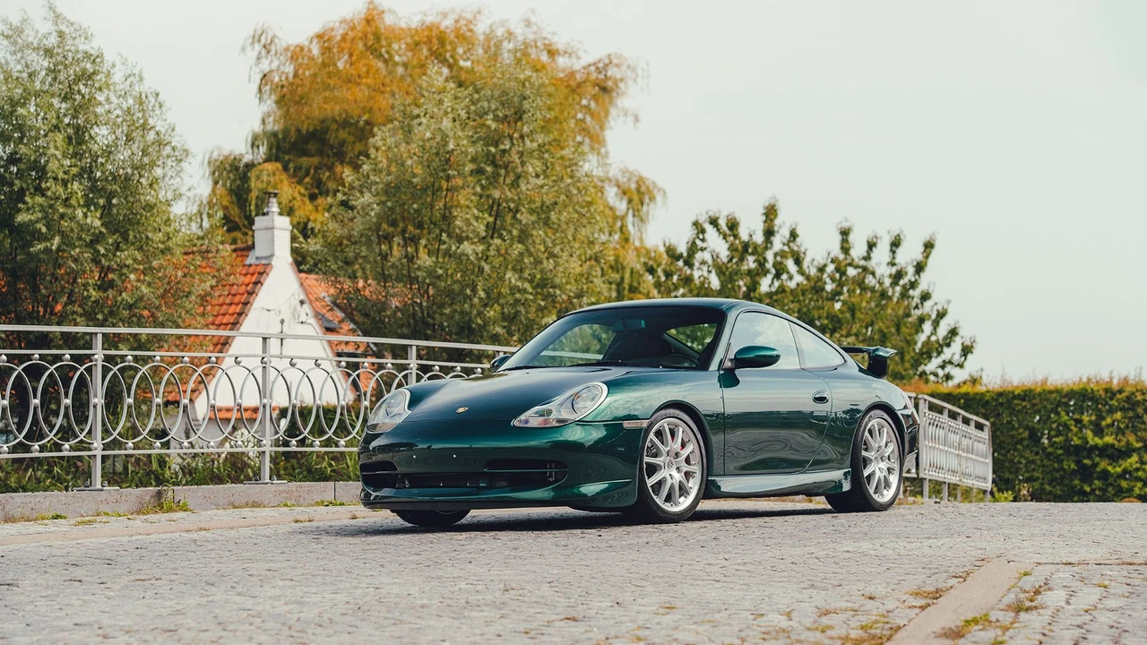 2001 Porsche 996 GT3 - Image 10 of 31