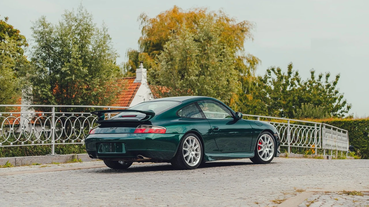 2001 Porsche 996 GT3 - Image 13 of 31