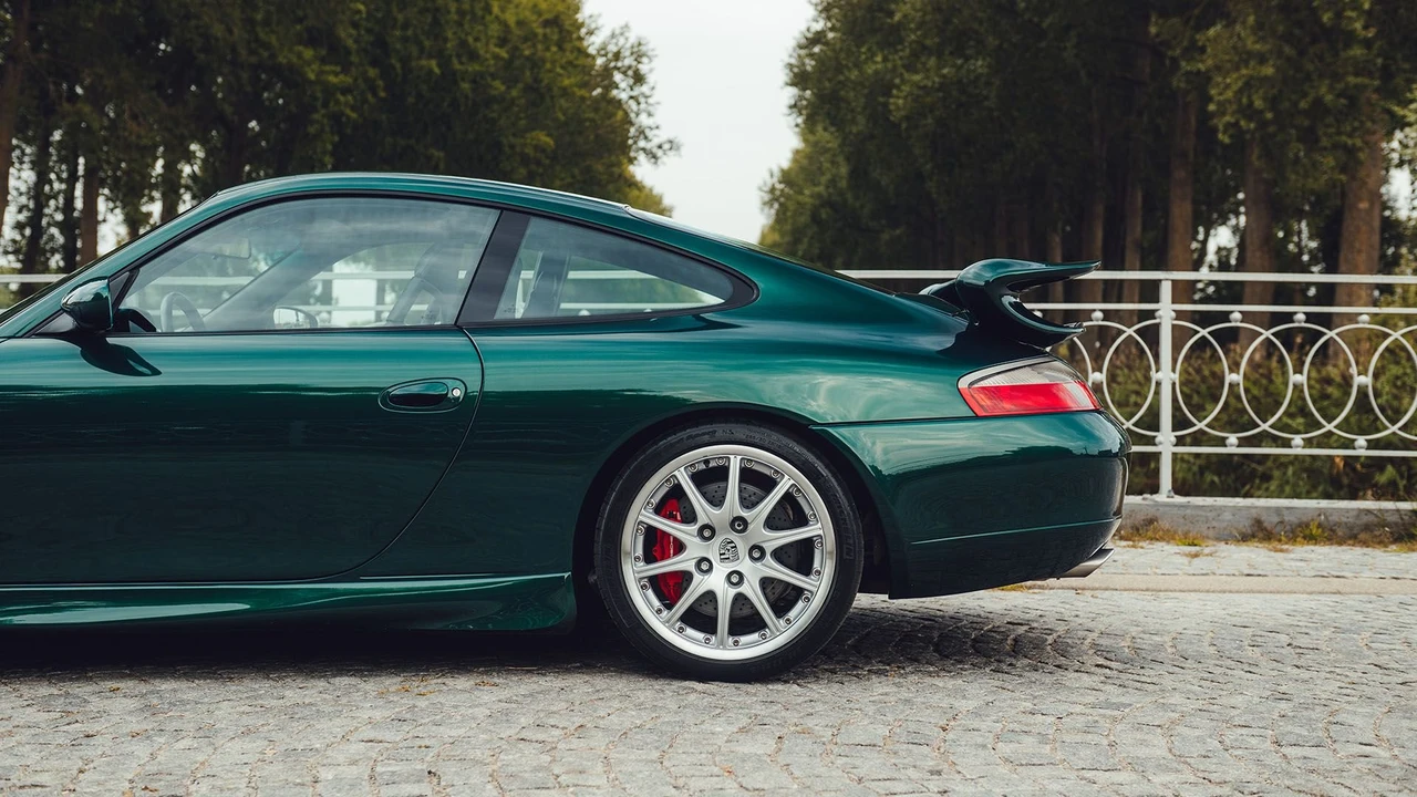 2001 Porsche 996 GT3 - Image 31 of 31
