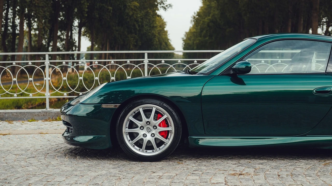 2001 Porsche 996 GT3 - Image 27 of 31