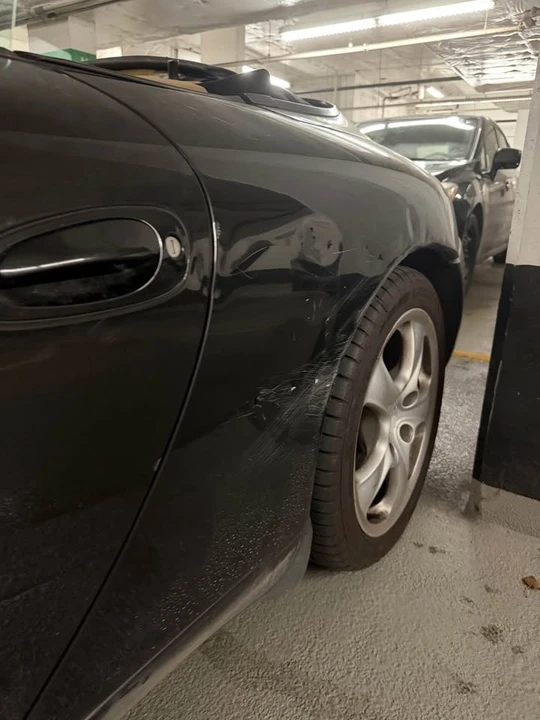 2001 Porsche 996 Carrera - Image 14 of 16
