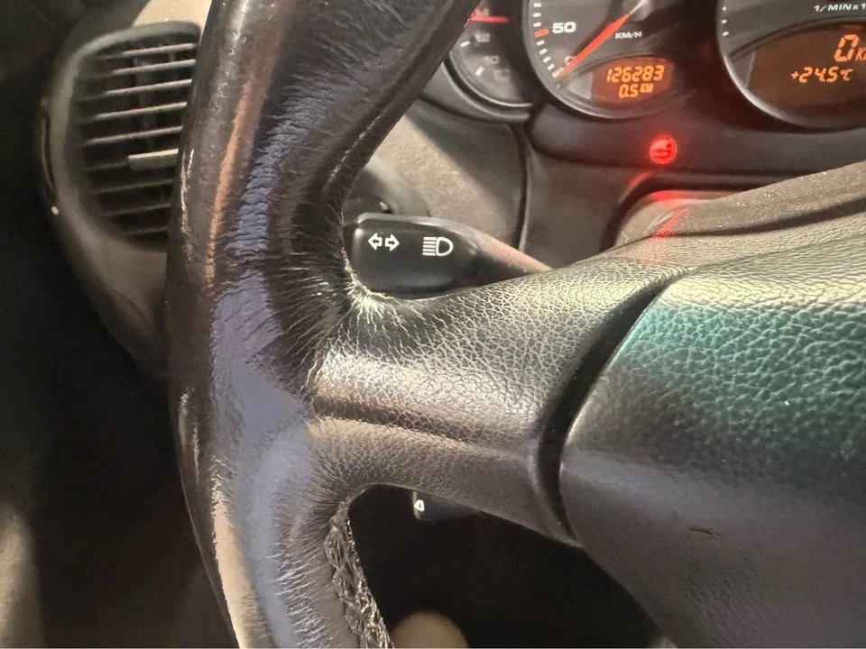 2001 Porsche 996 Carrera - Image 11 of 19