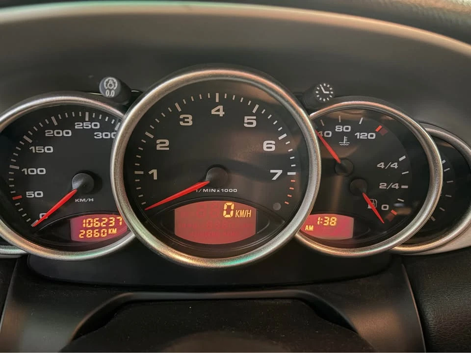 2001 Porsche 996 Carrera - Image 10 of 10