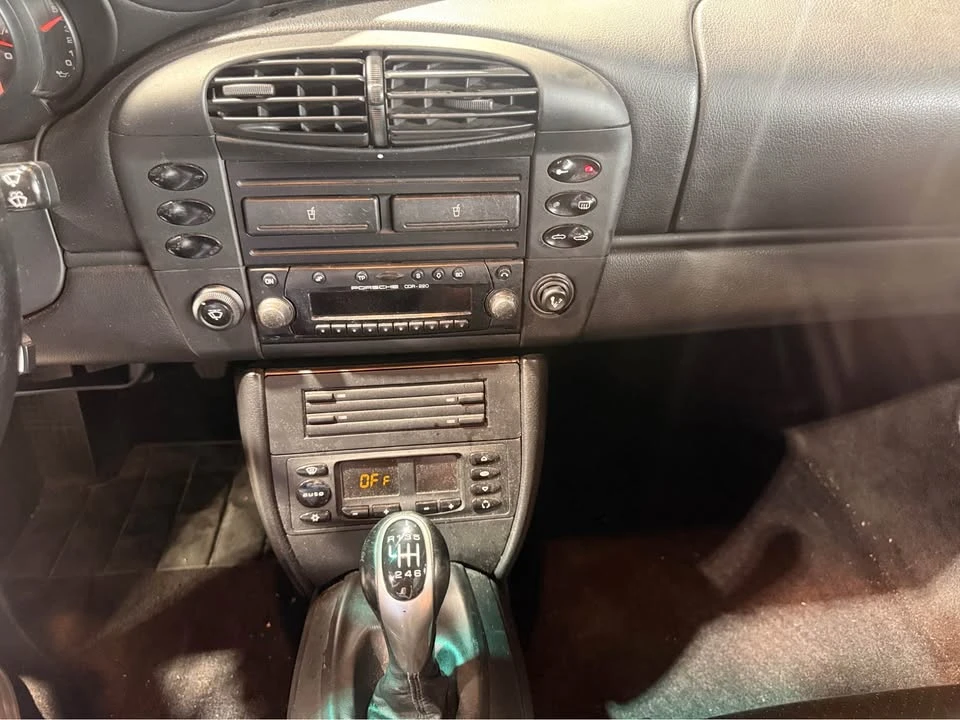 2001 Porsche 996 Carrera - Image 15 of 19