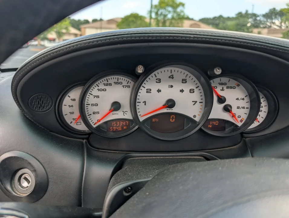2001 Porsche 996 Carrera - Image 8 of 20