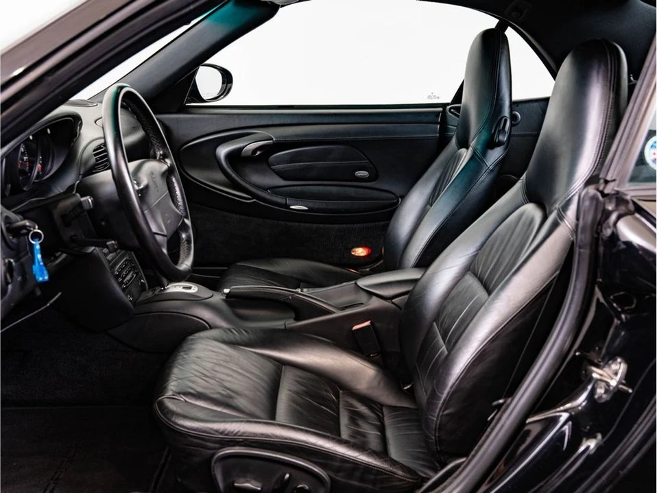 2001 Porsche 996 Carrera - Image 5 of 20
