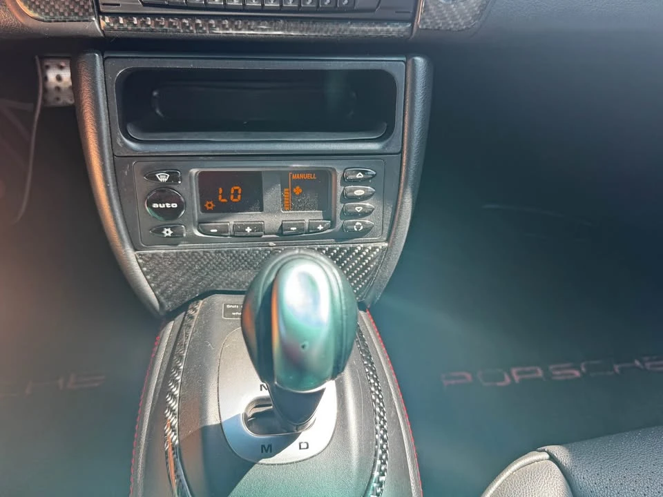 2001 Porsche 996 Carrera - Image 16 of 20