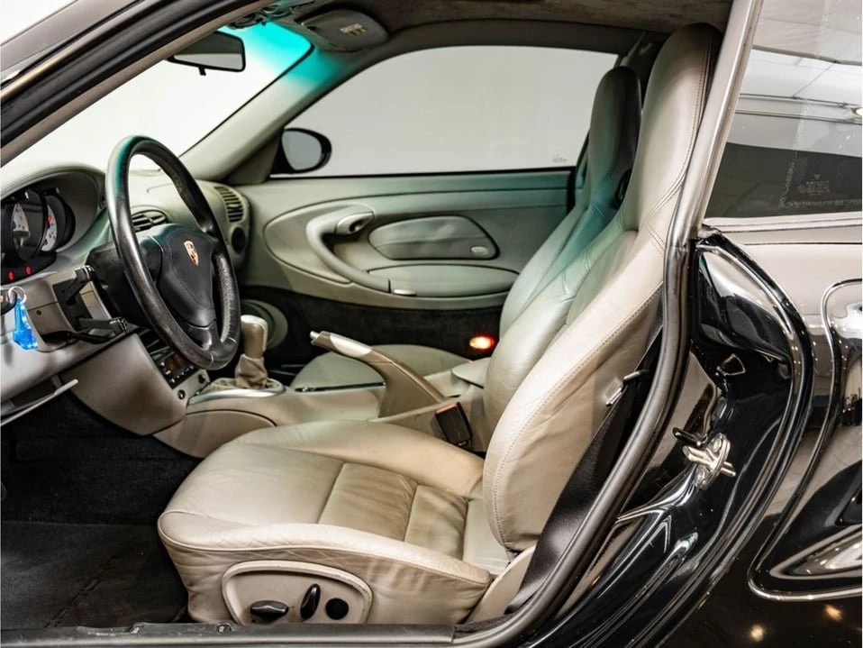 2001 Porsche 996 Carrera - Image 5 of 20