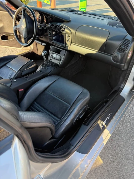 2001 Porsche 996 Carrera - Image 7 of 8