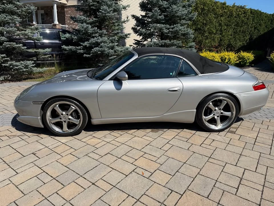 2001 Porsche 996 Carrera - Image 2 of 15