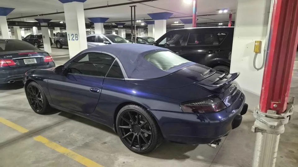 2001 Porsche 996 Carrera - Image 3 of 16