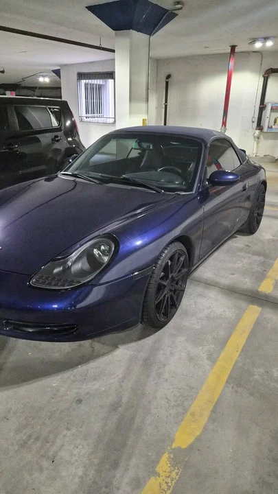 2001 Porsche 996 Carrera - Image 2 of 16