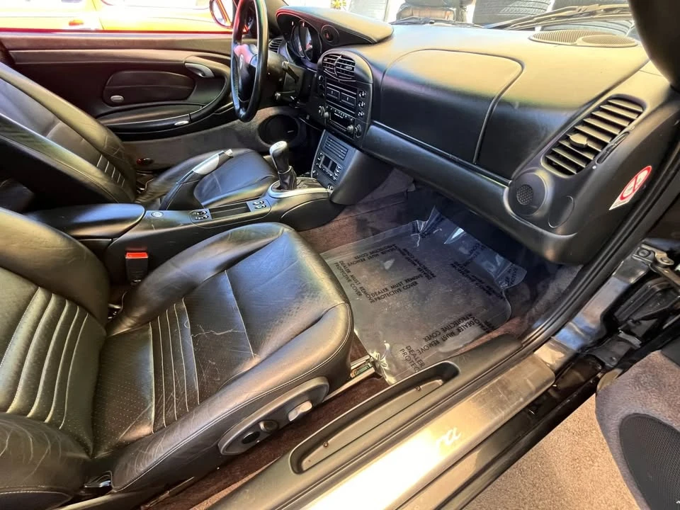 2001 Porsche 996 Carrera - Image 12 of 20