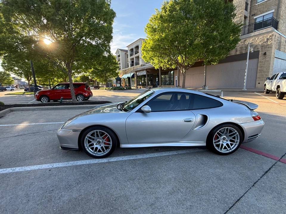 2001 Porsche 996 Turbo - Image 28 of 31