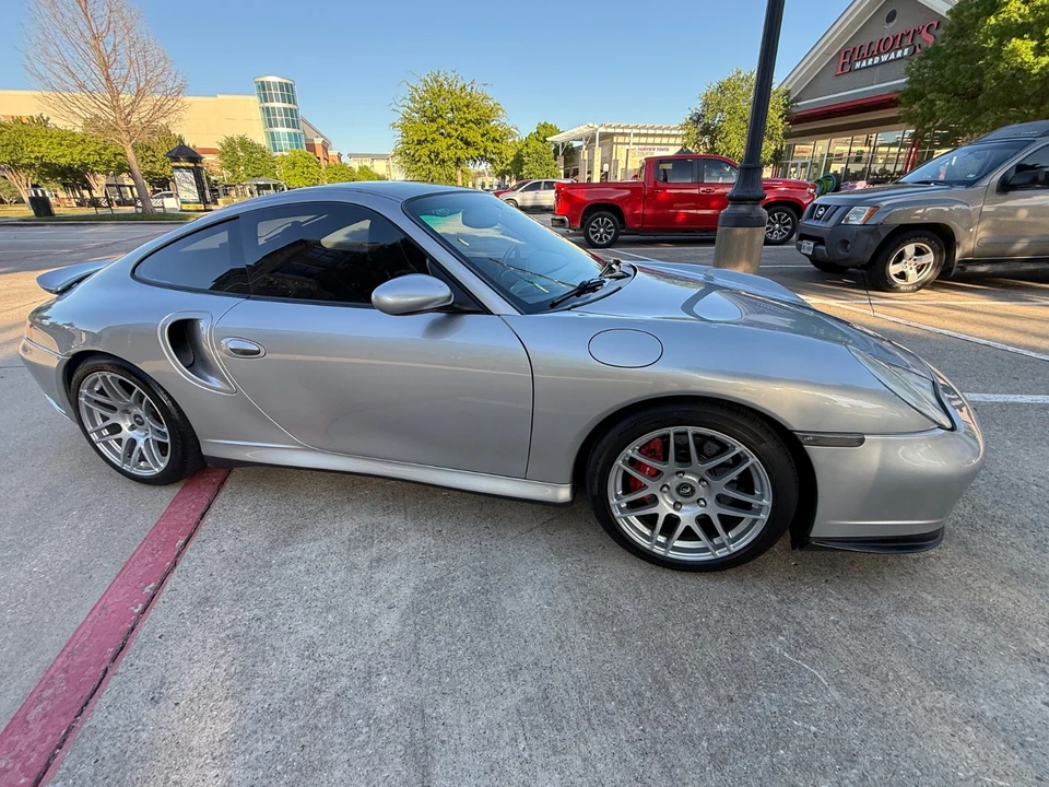 2001 Porsche 996 Turbo - Image 22 of 31