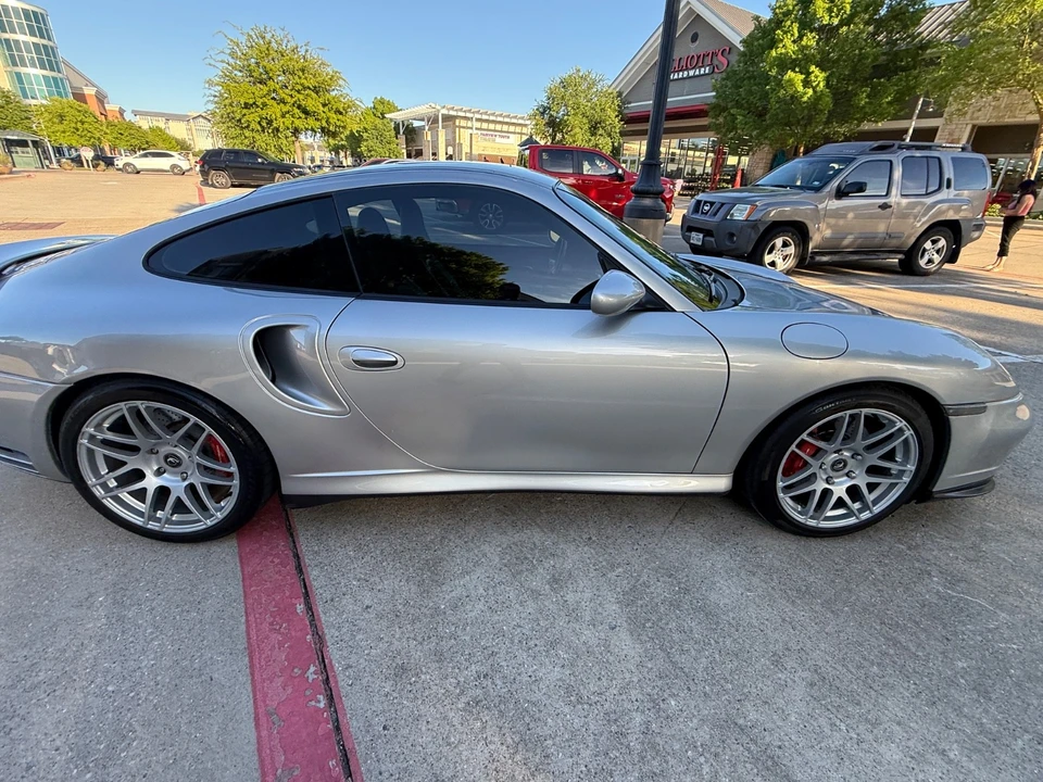 2001 Porsche 996 Turbo - Image 23 of 31
