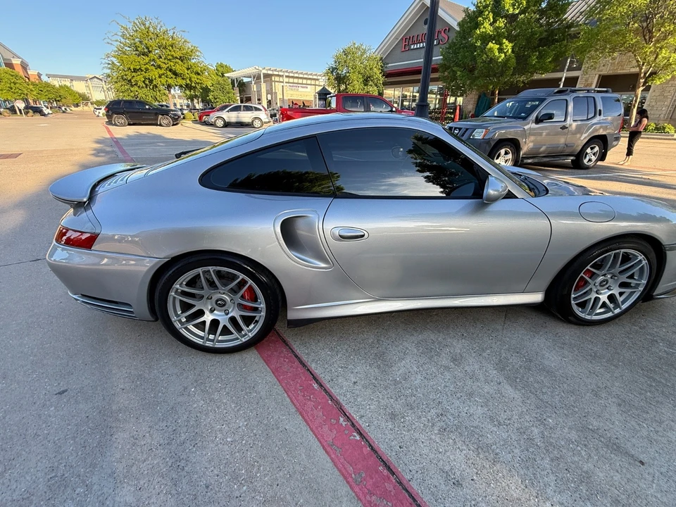 2001 Porsche 996 Turbo - Image 24 of 31