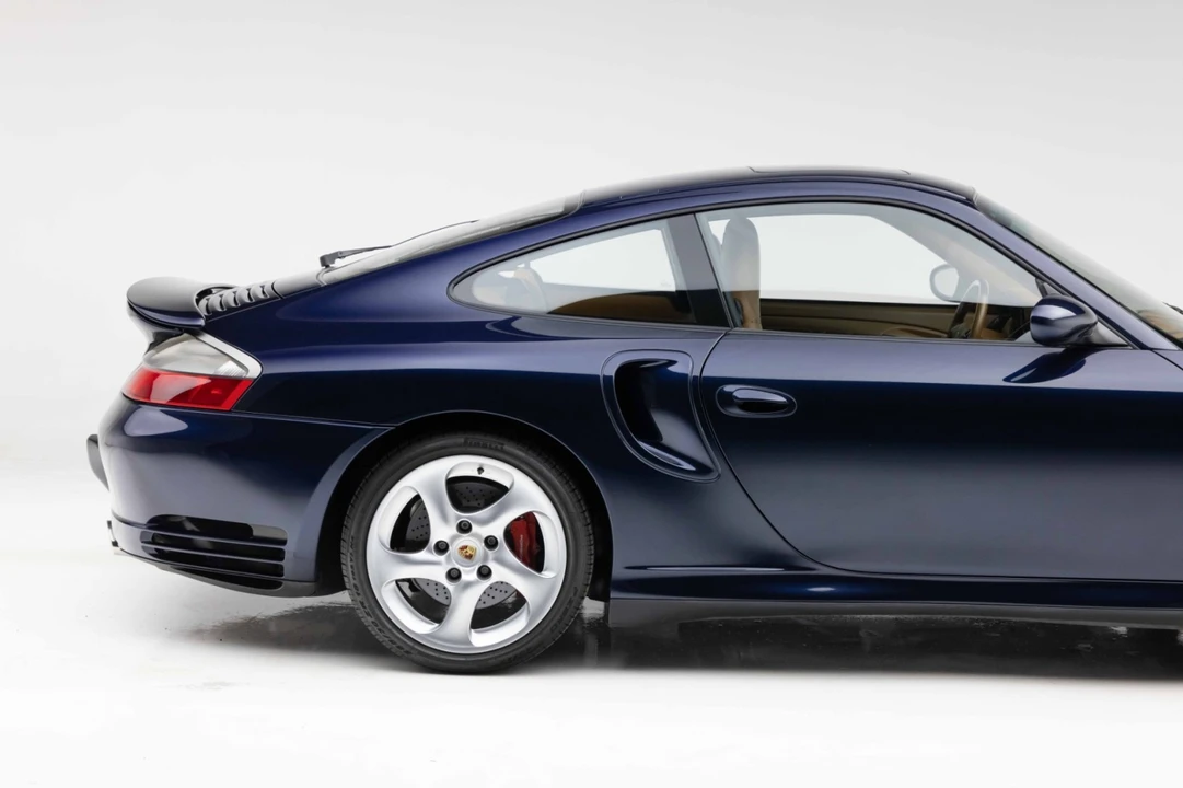2001 Porsche 996 Turbo - Image 25 of 31
