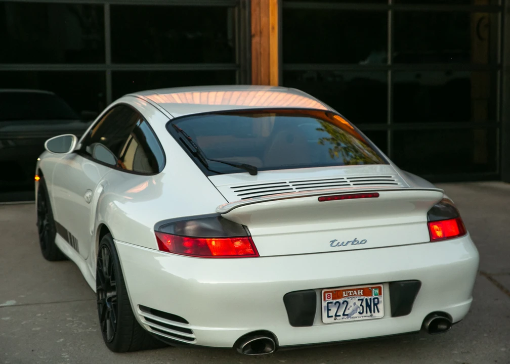2001 Porsche 996 Turbo - Image 17 of 31