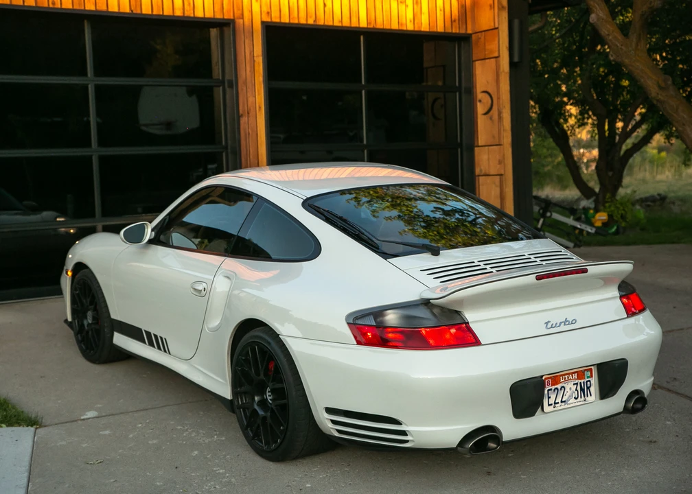 2001 Porsche 996 Turbo - Image 15 of 31