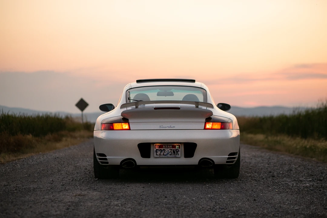 2001 Porsche 996 Turbo - Image 24 of 31
