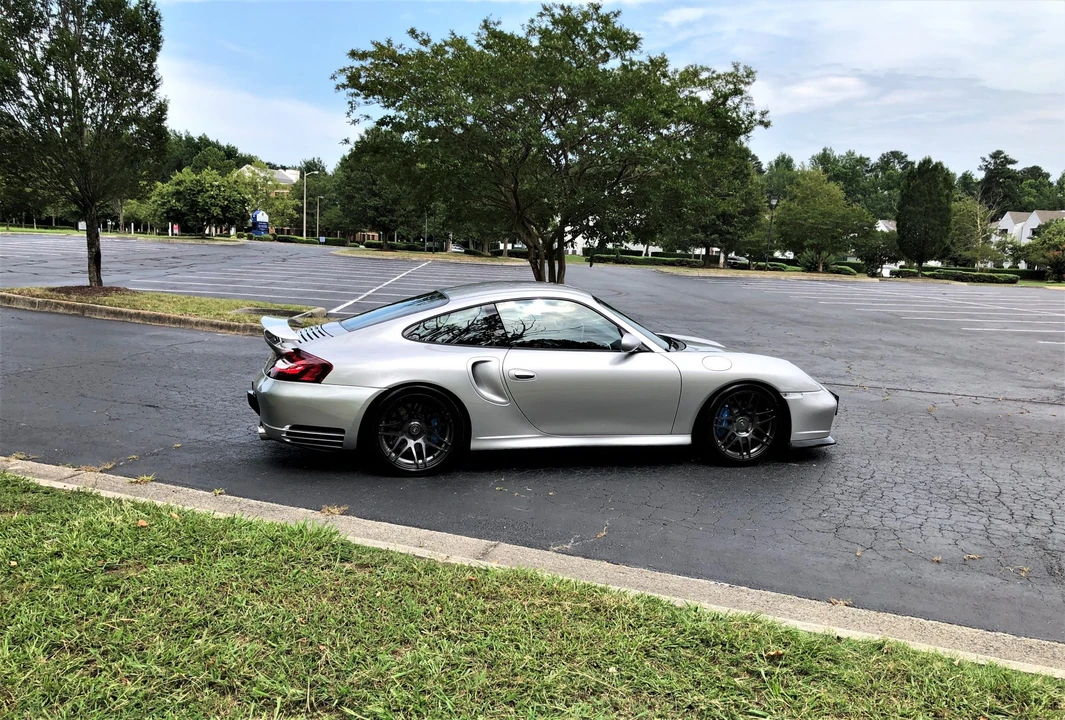 2001 Porsche 996 Turbo - Image 25 of 31