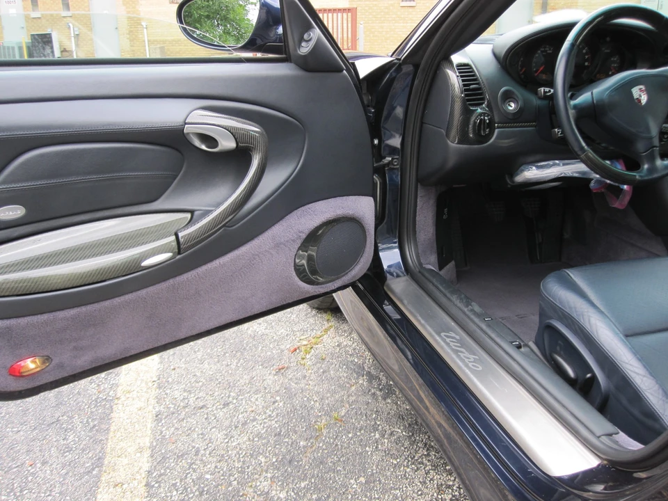 2001 Porsche 996 Turbo - Image 16 of 31