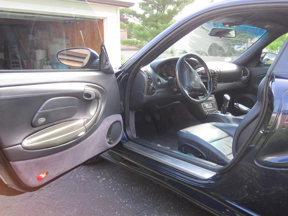 2001 Porsche 996 Turbo - Image 15 of 31