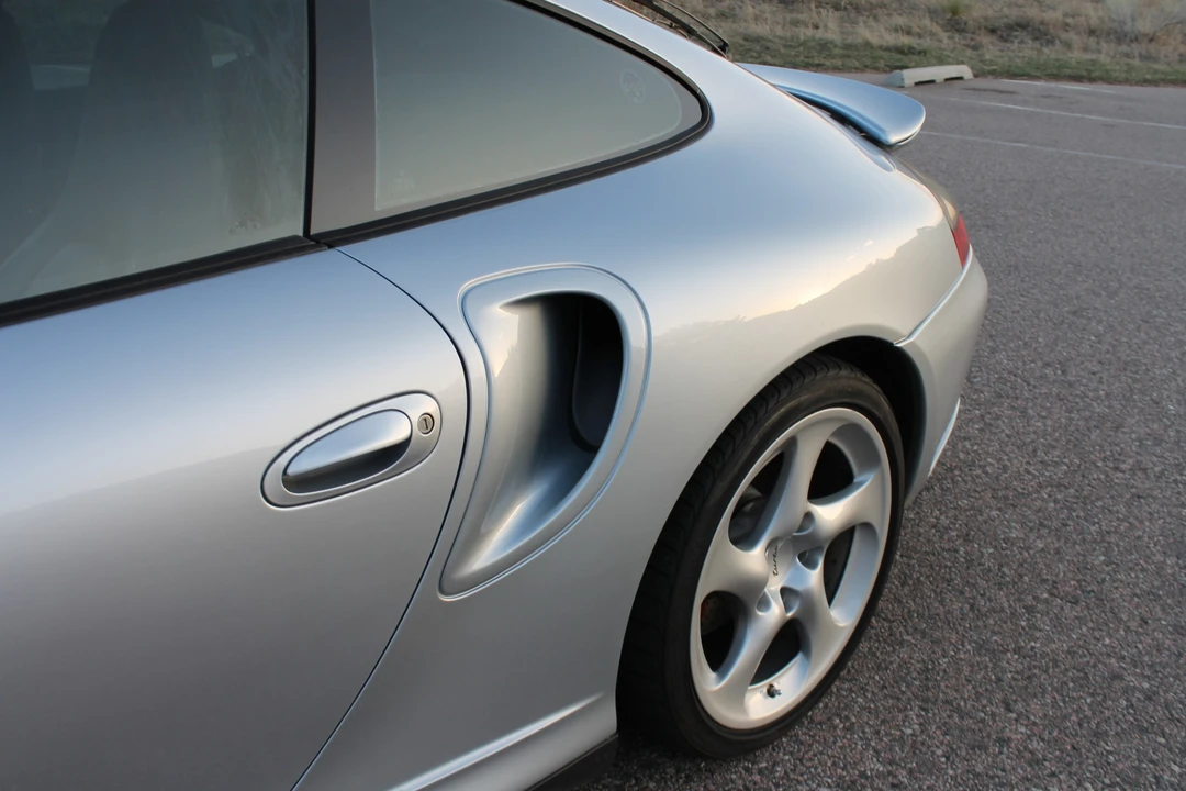 2001 Porsche 996 Turbo - Image 23 of 31