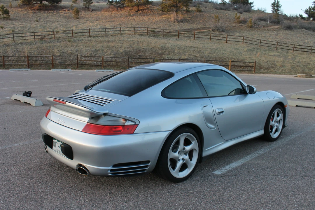 2001 Porsche 996 Turbo - Image 12 of 31