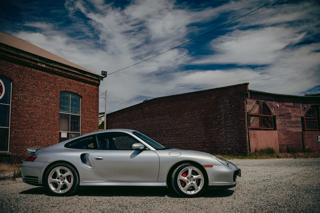 2001 Porsche 996 Turbo - Image 24 of 31