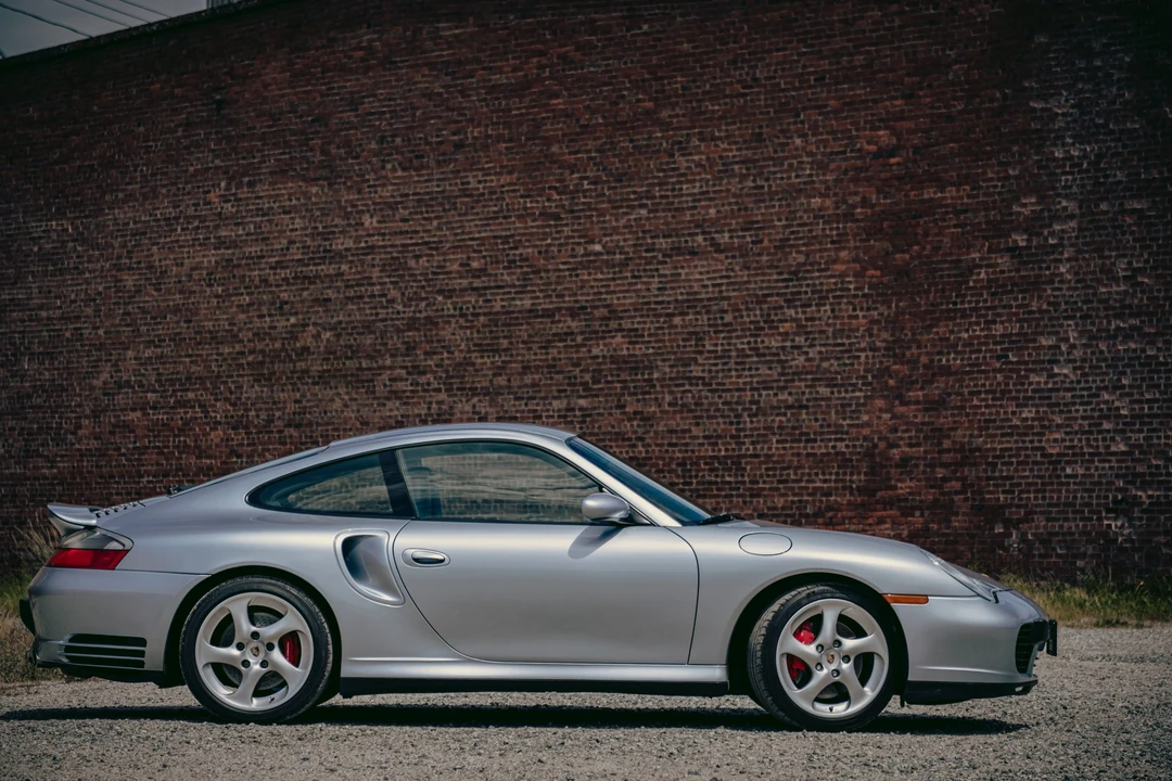 2001 Porsche 996 Turbo - Image 29 of 31
