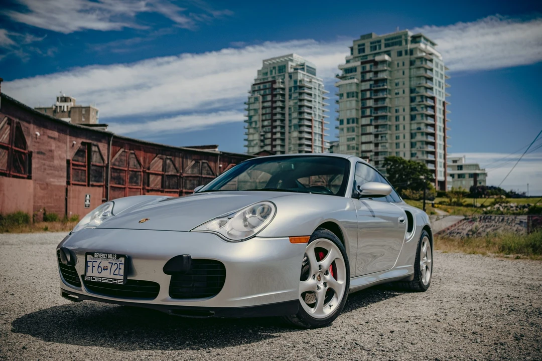2001 Porsche 996 Turbo - Image 9 of 31