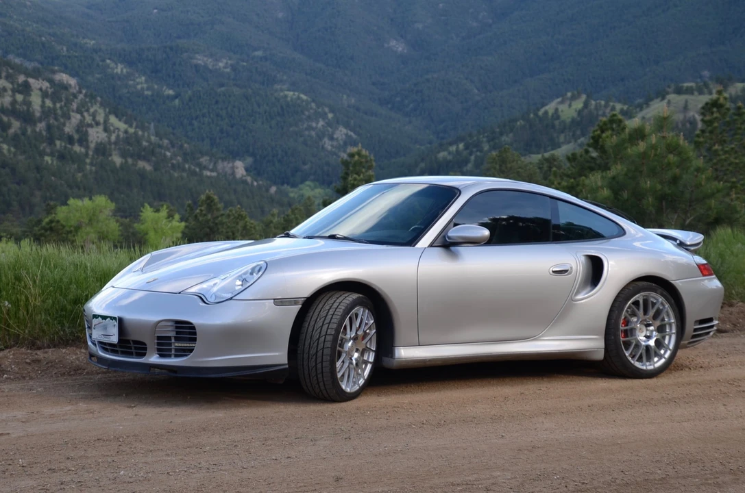 2001 Porsche 996 Turbo - Image 5 of 31