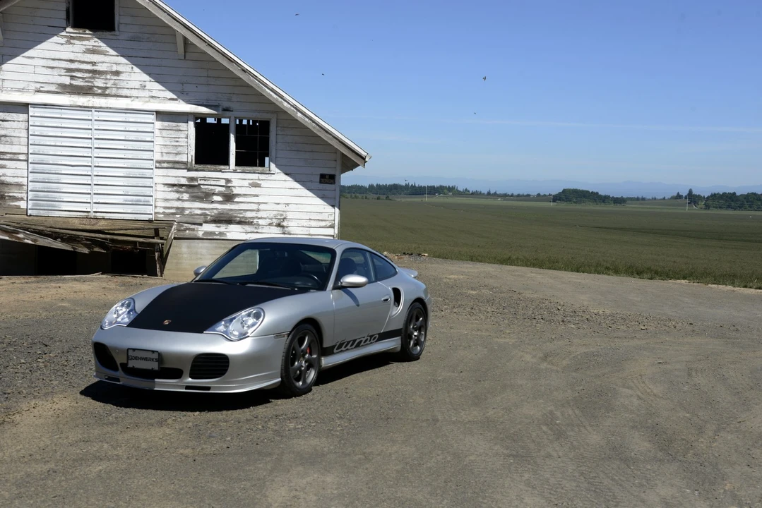 2001 Porsche 996 Turbo - Image 2 of 31