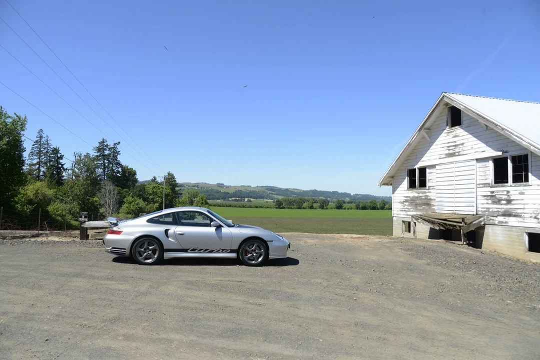 2001 Porsche 996 Turbo - Image 15 of 31