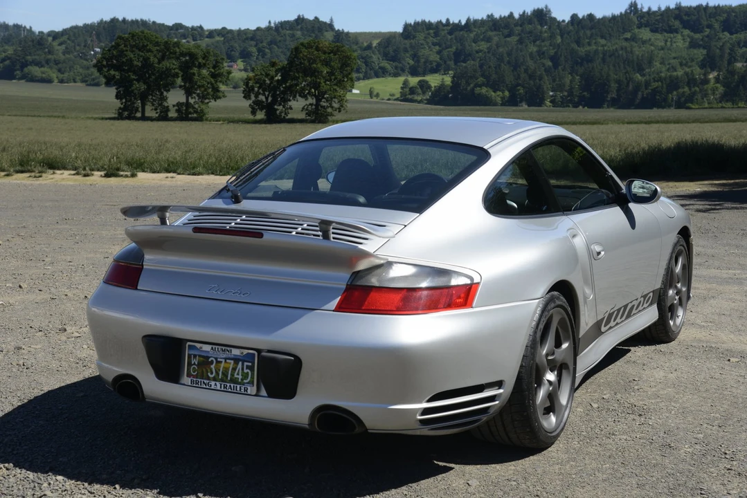 2001 Porsche 996 Turbo - Image 9 of 31