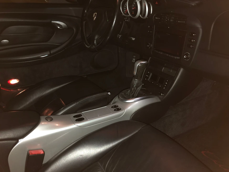 2001 Porsche 996 Turbo - Image 27 of 31