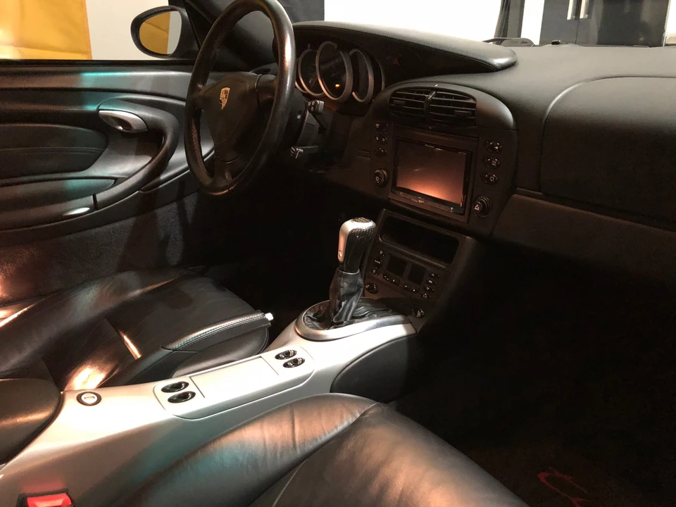 2001 Porsche 996 Turbo - Image 28 of 31