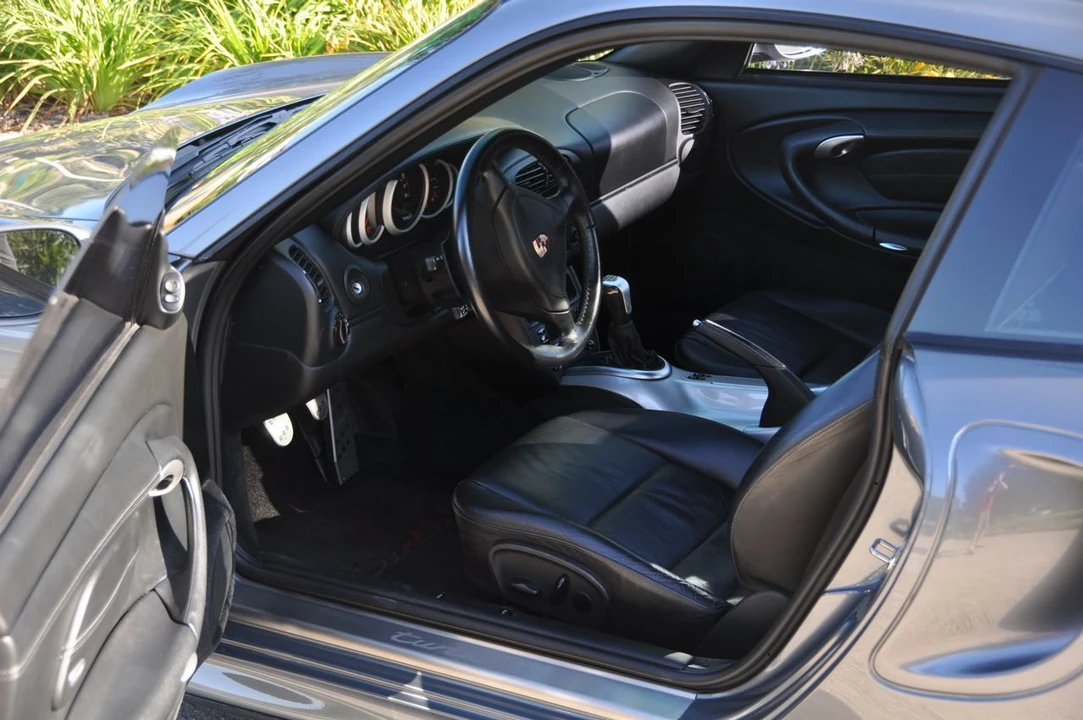 2001 Porsche 996 Turbo - Image 16 of 31