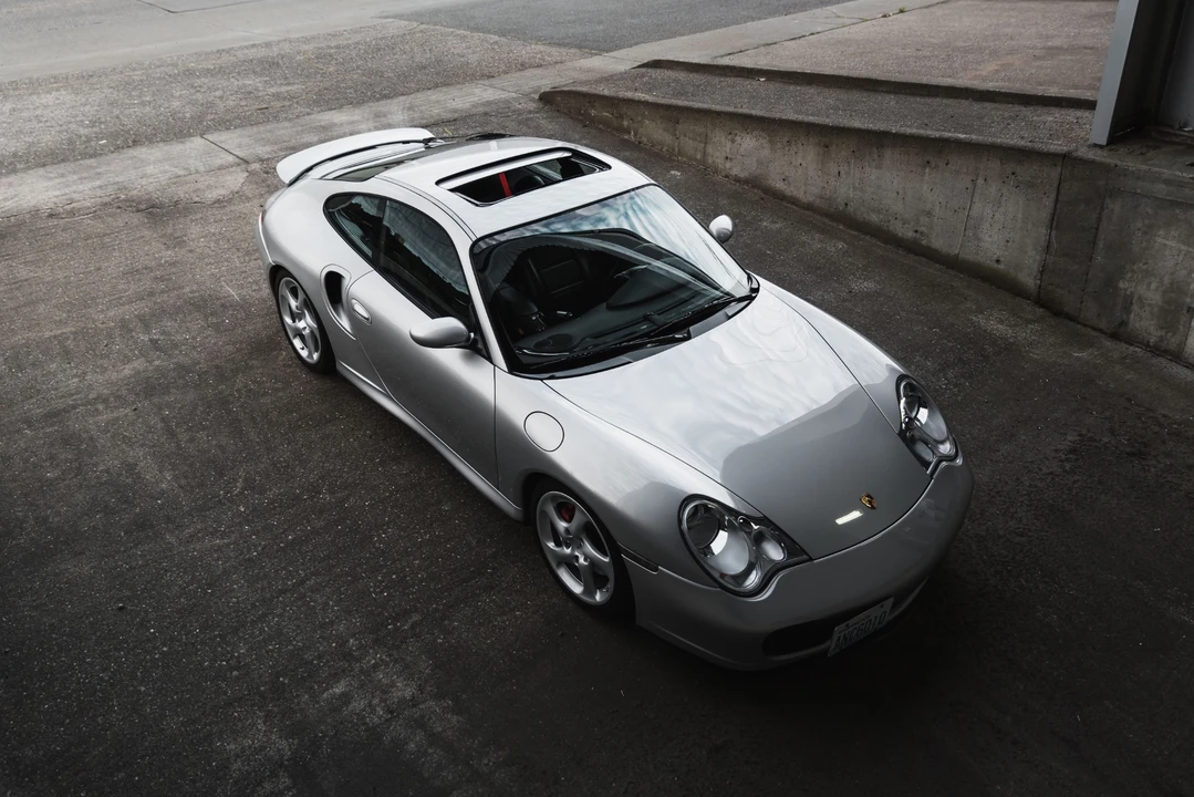 2001 Porsche 996 Turbo - Image 15 of 31