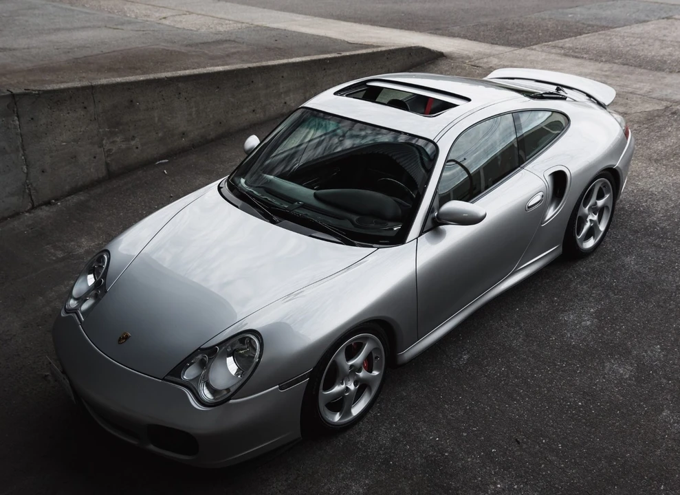 2001 Porsche 996 Turbo - Image 17 of 31