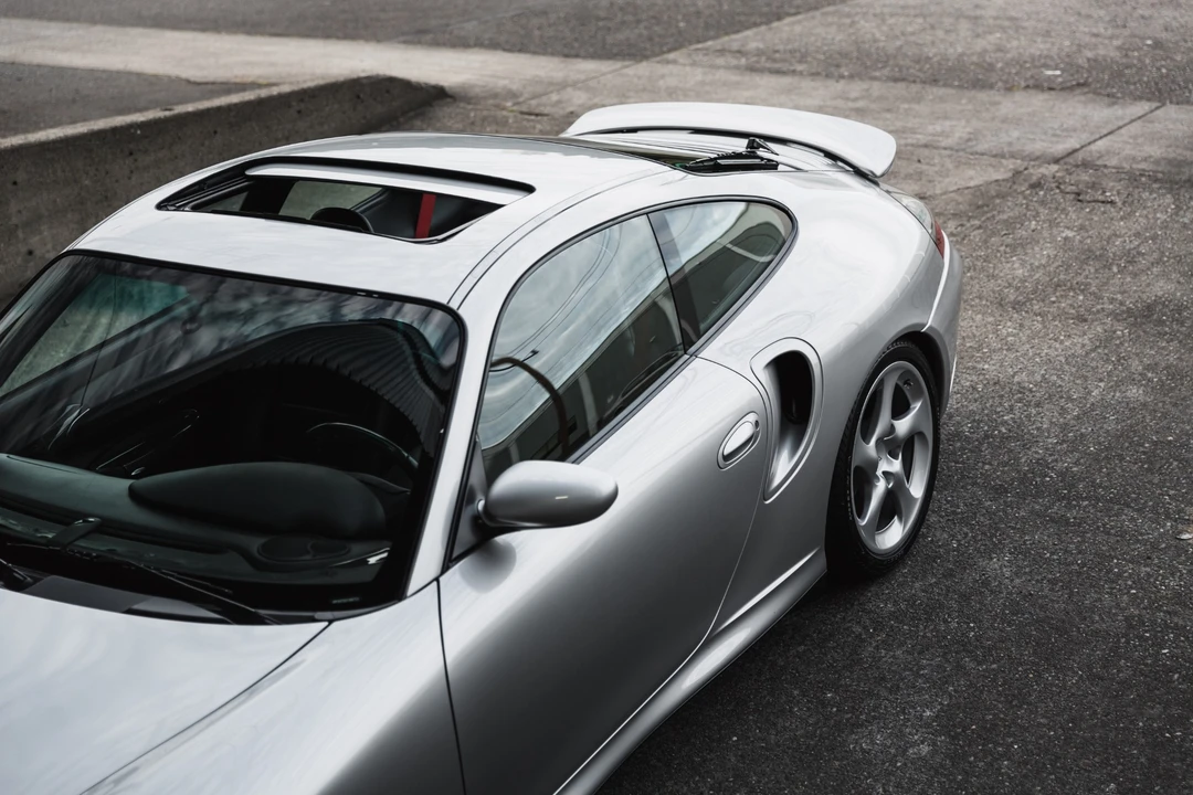 2001 Porsche 996 Turbo - Image 19 of 31