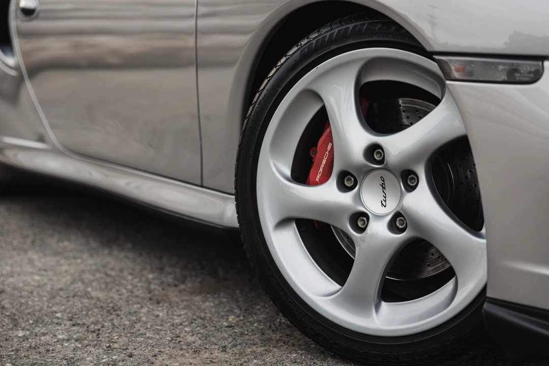 2001 Porsche 996 Turbo - Image 23 of 31