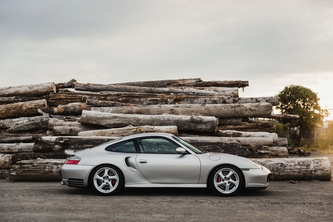 2001 Porsche 996 Turbo - Image 25 of 31
